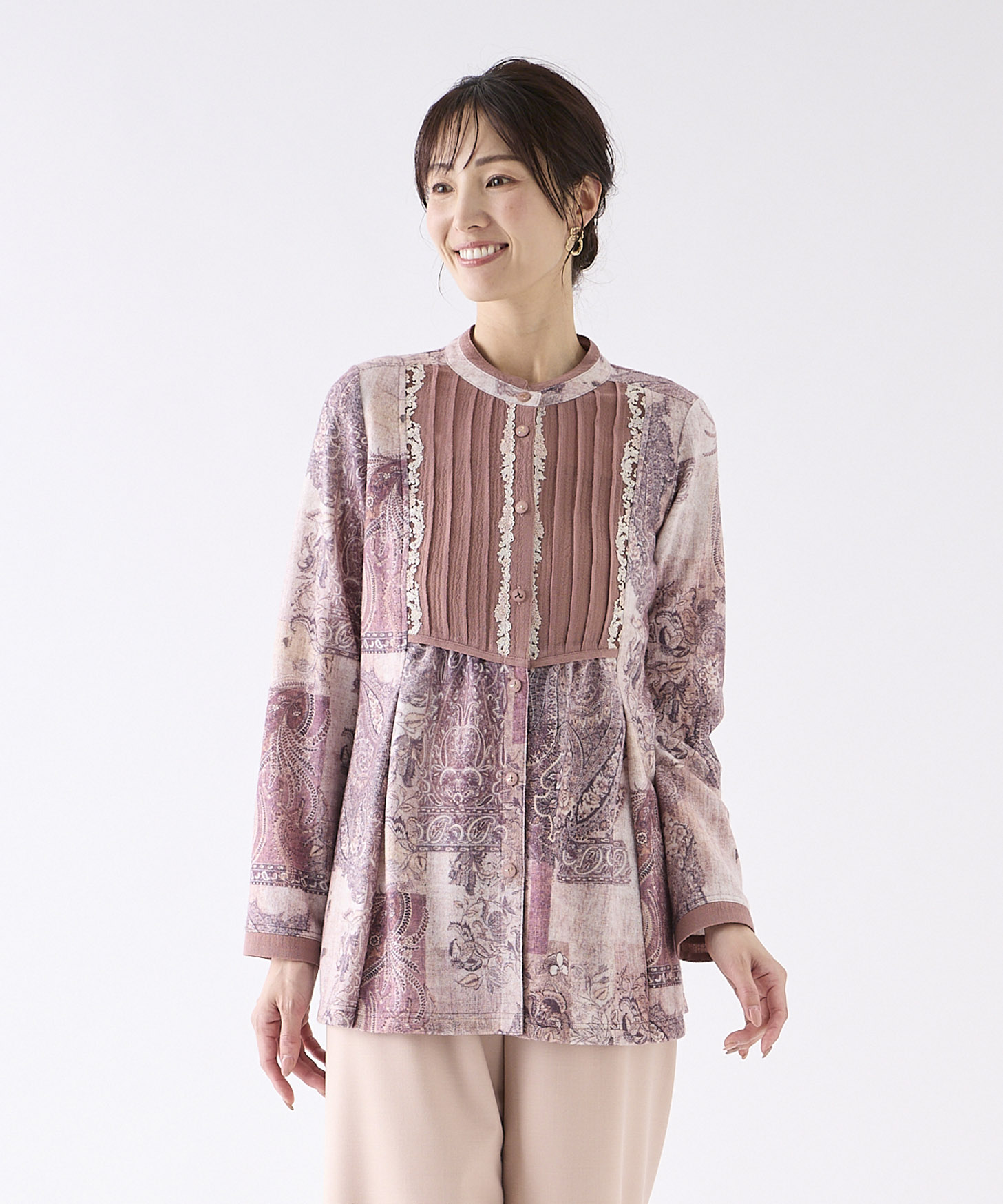 ペイズリー柄とレースをあしらったブラウス Tableau Paisley